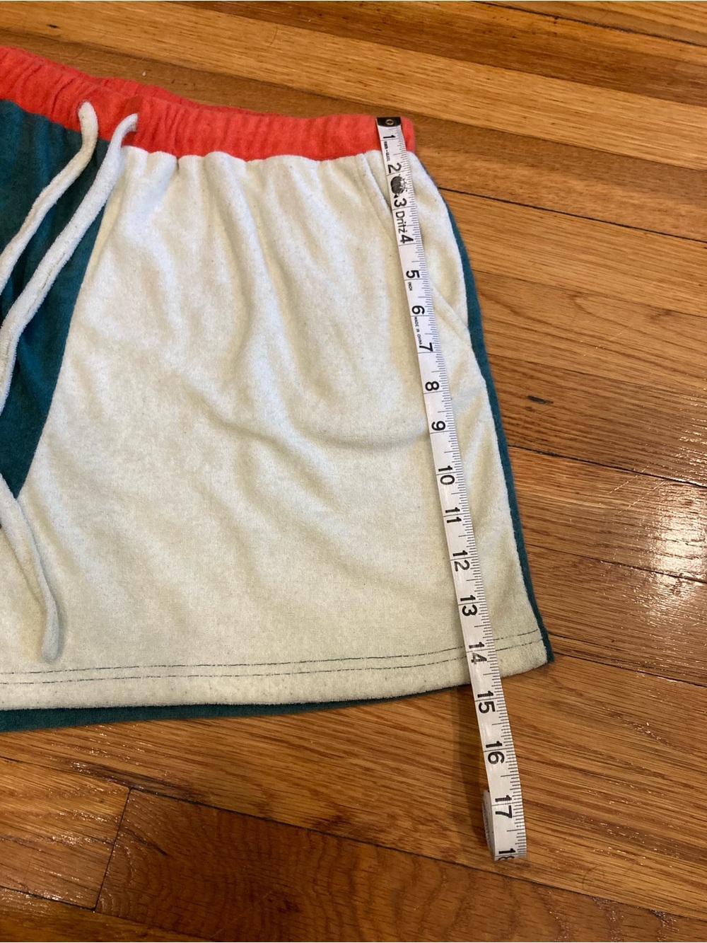 Cider | Color Block High Rise Shorts - Picture 4 of 10